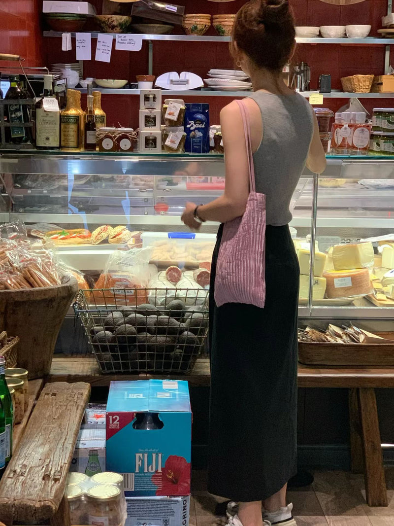 Low knit sleeveless