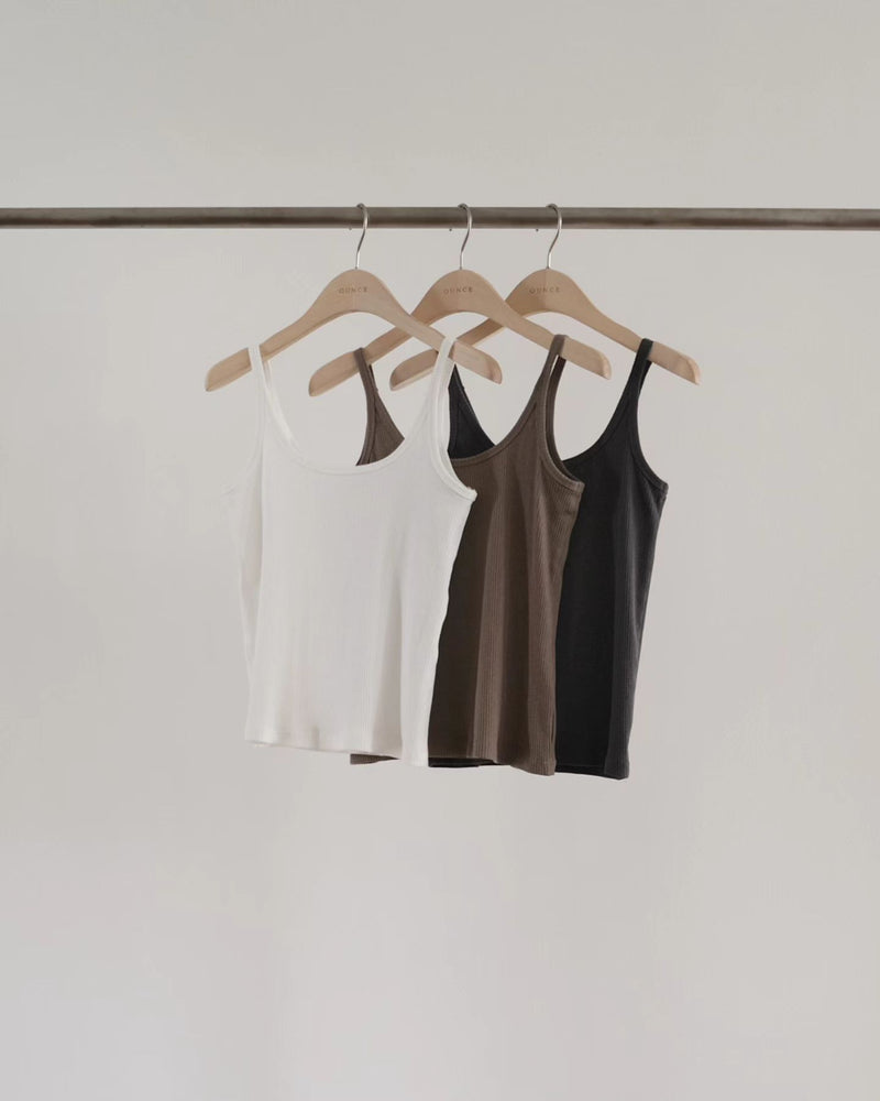 Rob sleeveless