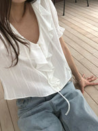 Frill ruffle blouse
