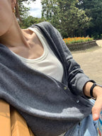 Mia deep v wholega cardigan