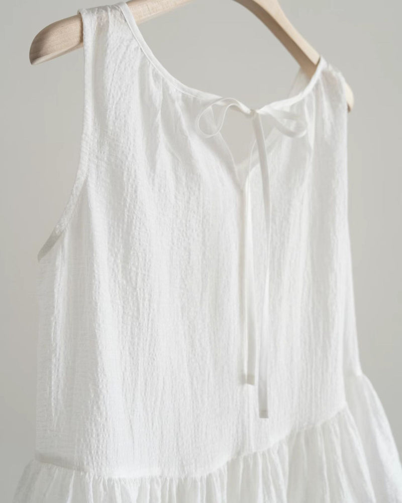 Pure shirring blouse