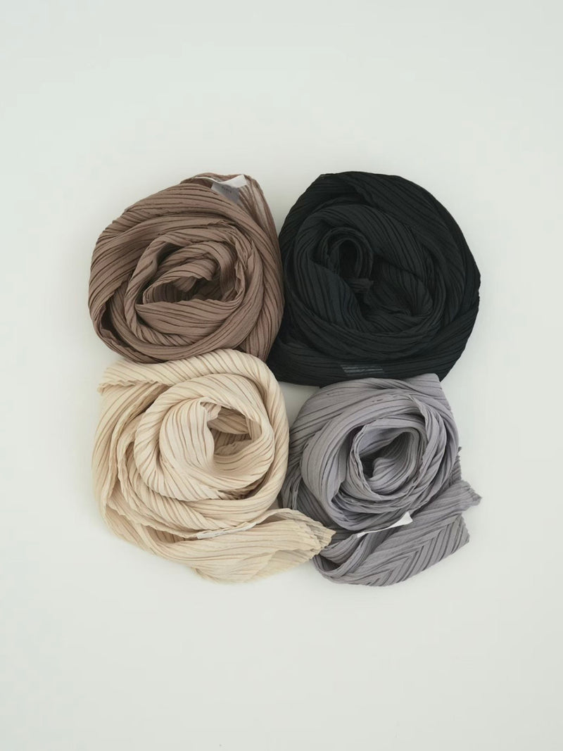 Pleats muffler