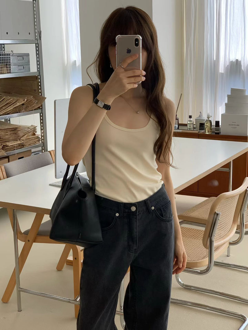 Clean sleeveless