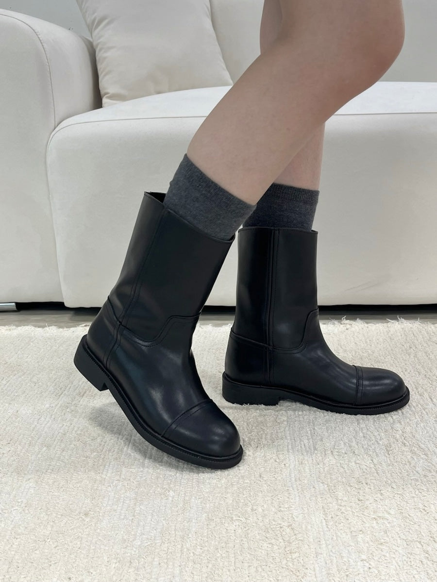 Bow round middle boots