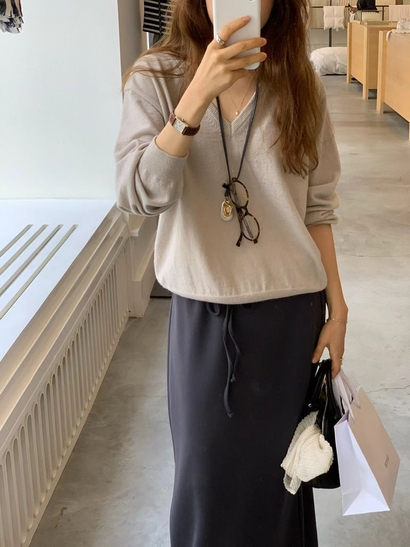 Ain v wholegarment knit