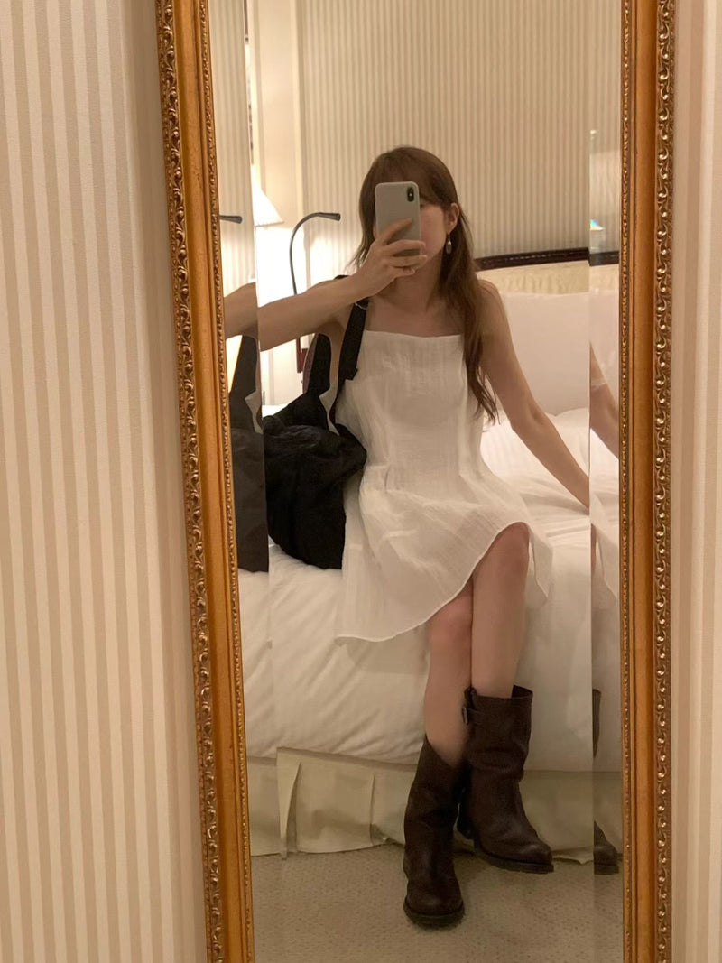 Yerin sleeveless onepiece