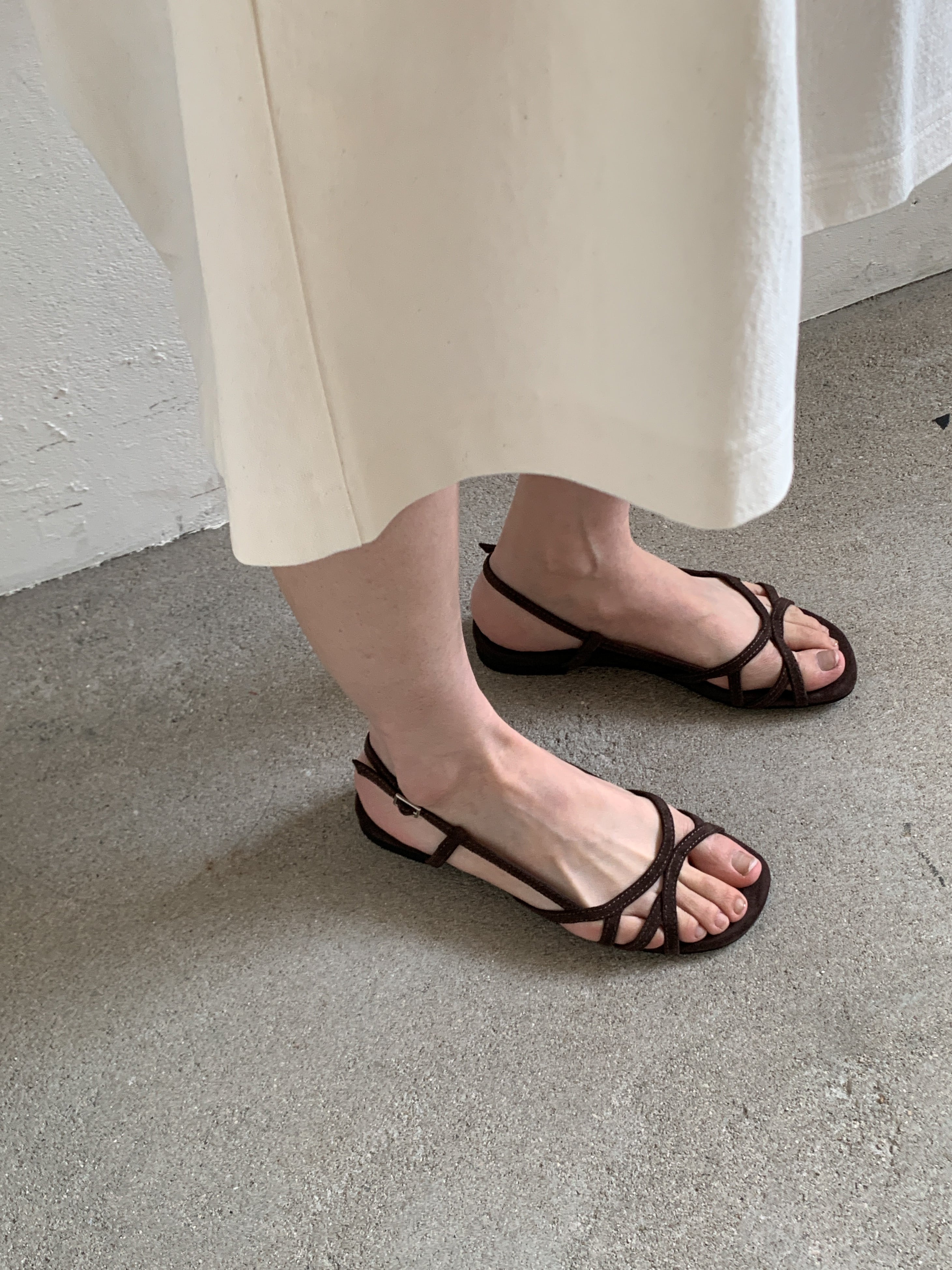 Nuance velvet line sandal