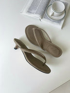 [sale] Velvet strap mule (24.5)