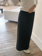Move string skirt