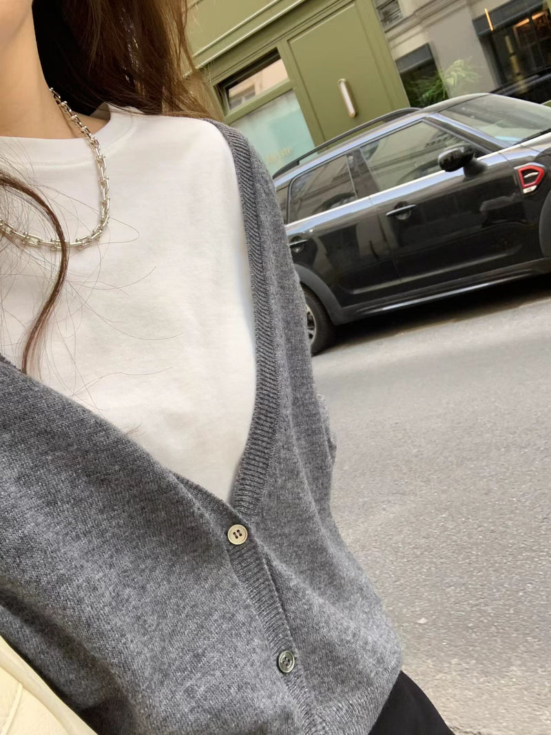 Mia deep v wholega cardigan