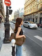 Round pleats sleeveless