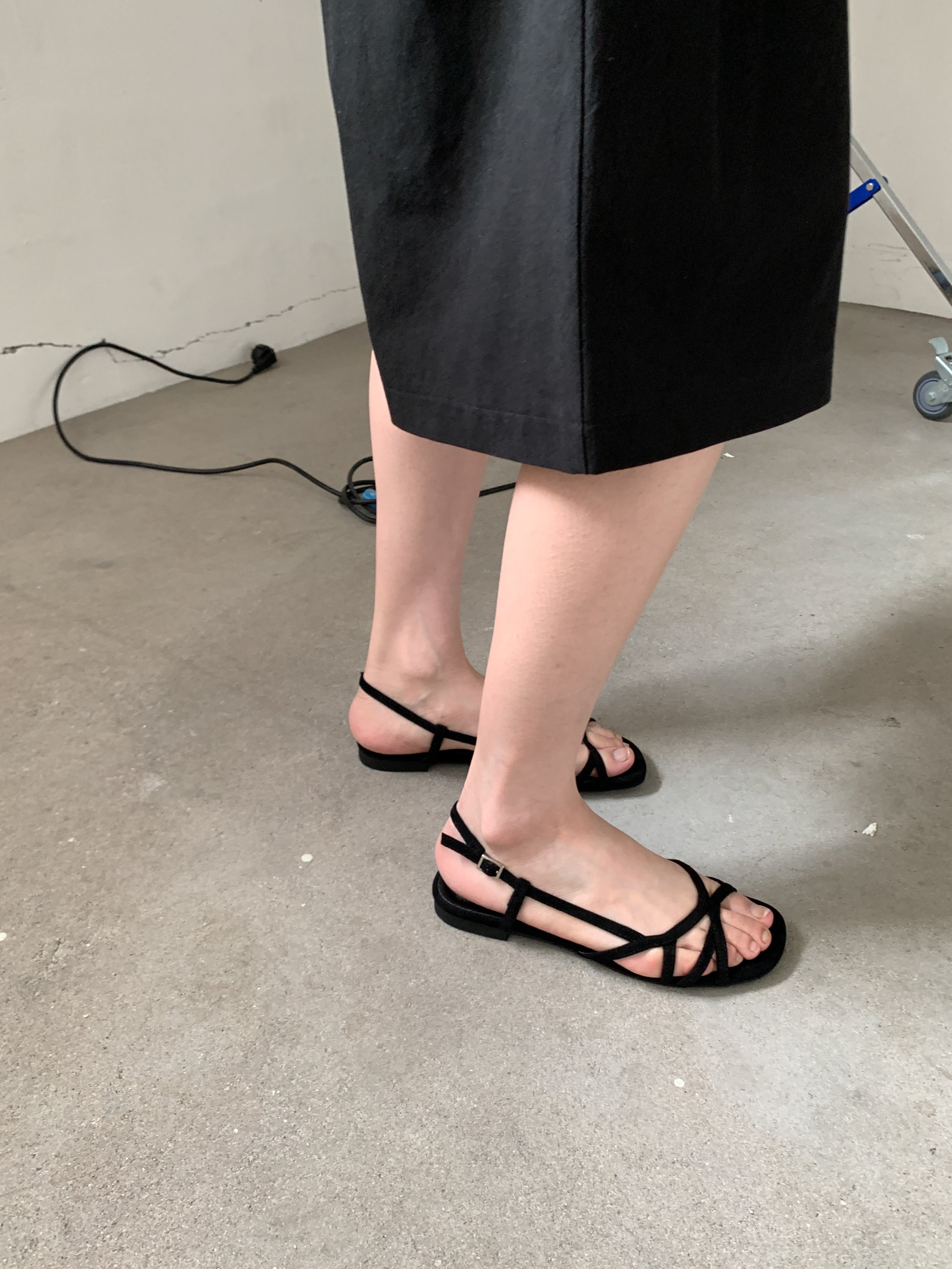 Nuance velvet line sandal