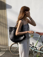 [Instock] Flower ribbon blouse (ivory)