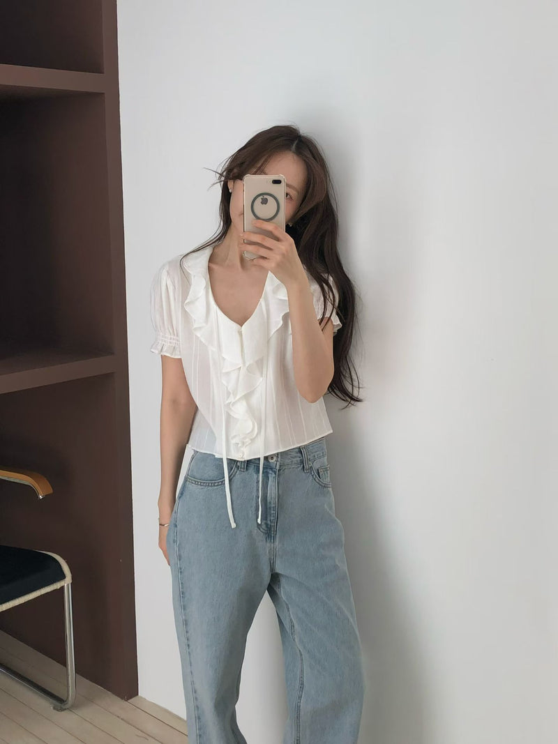Frill ruffle blouse