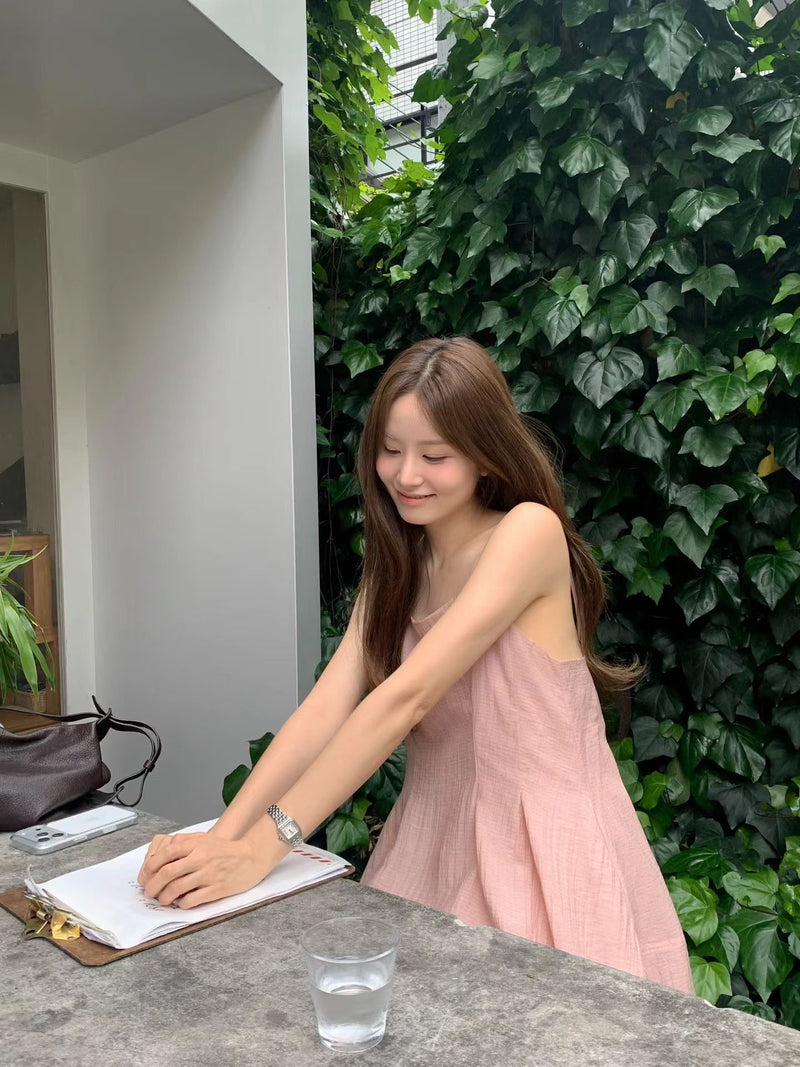 Yerin sleeveless onepiece