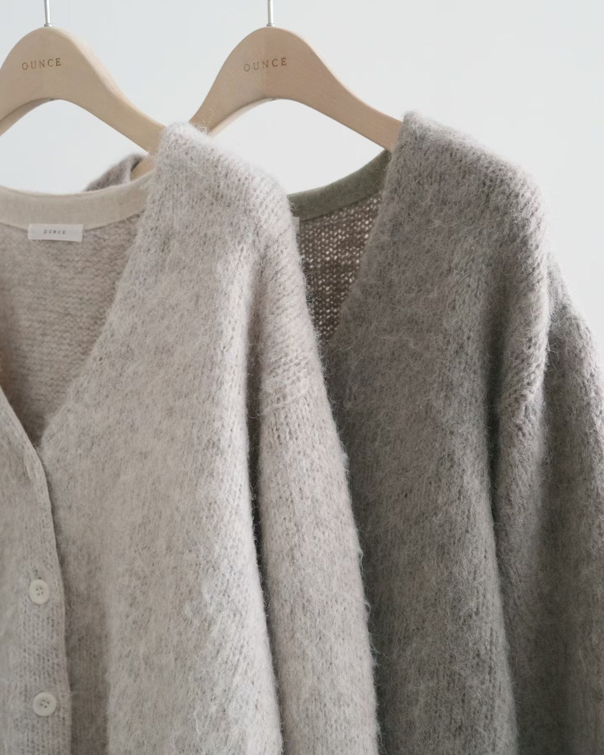 Log brush cardigan