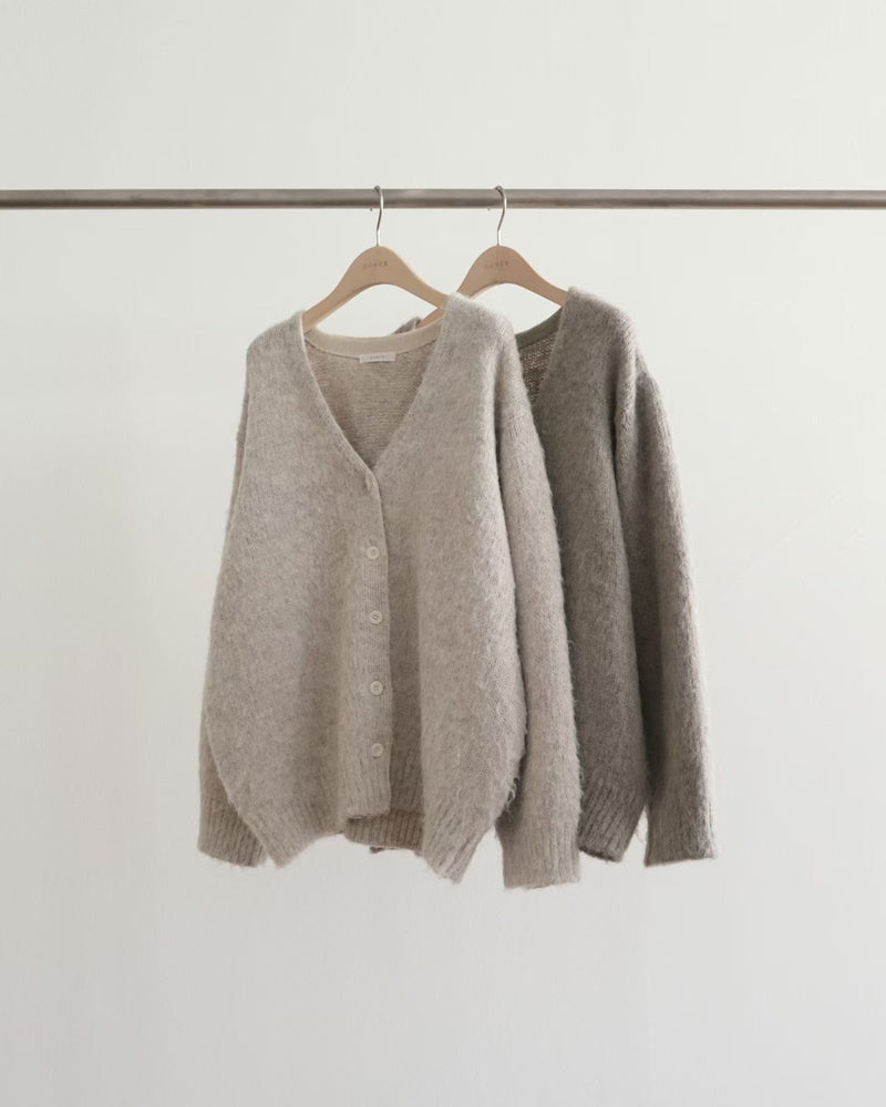 Log brush cardigan