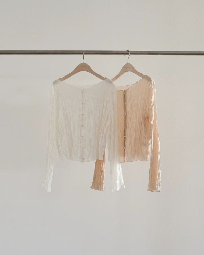 More wrinkle blouse