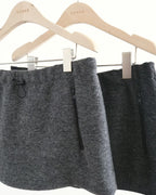 Wool boucle string skirt