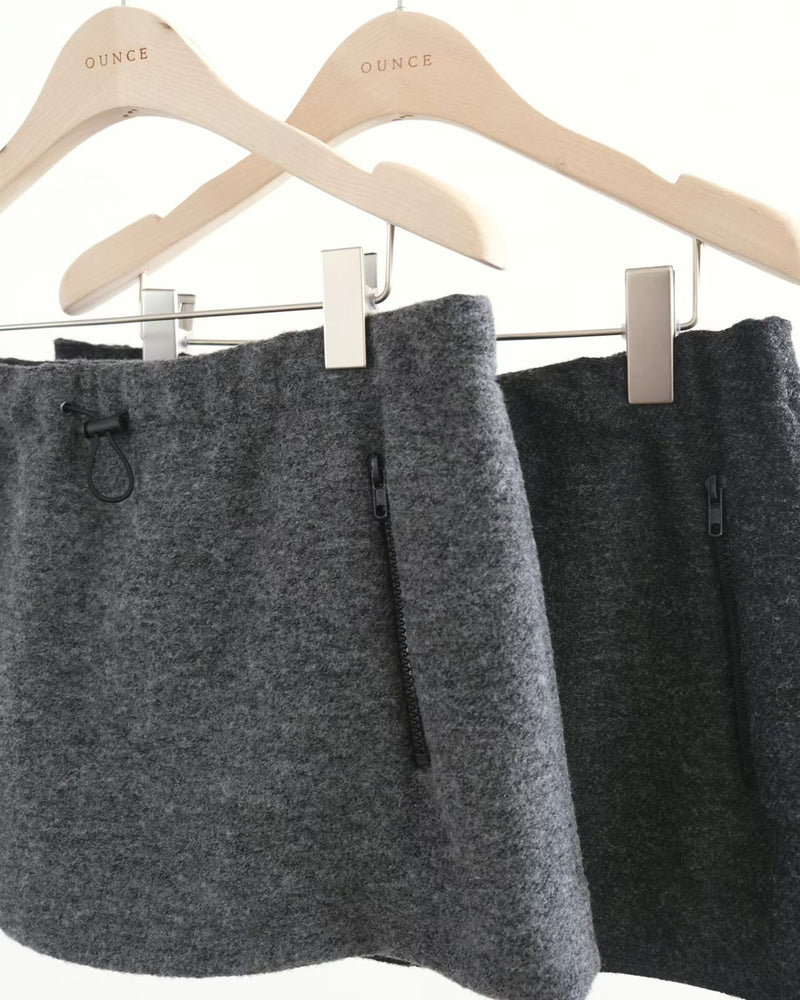 Wool boucle string skirt