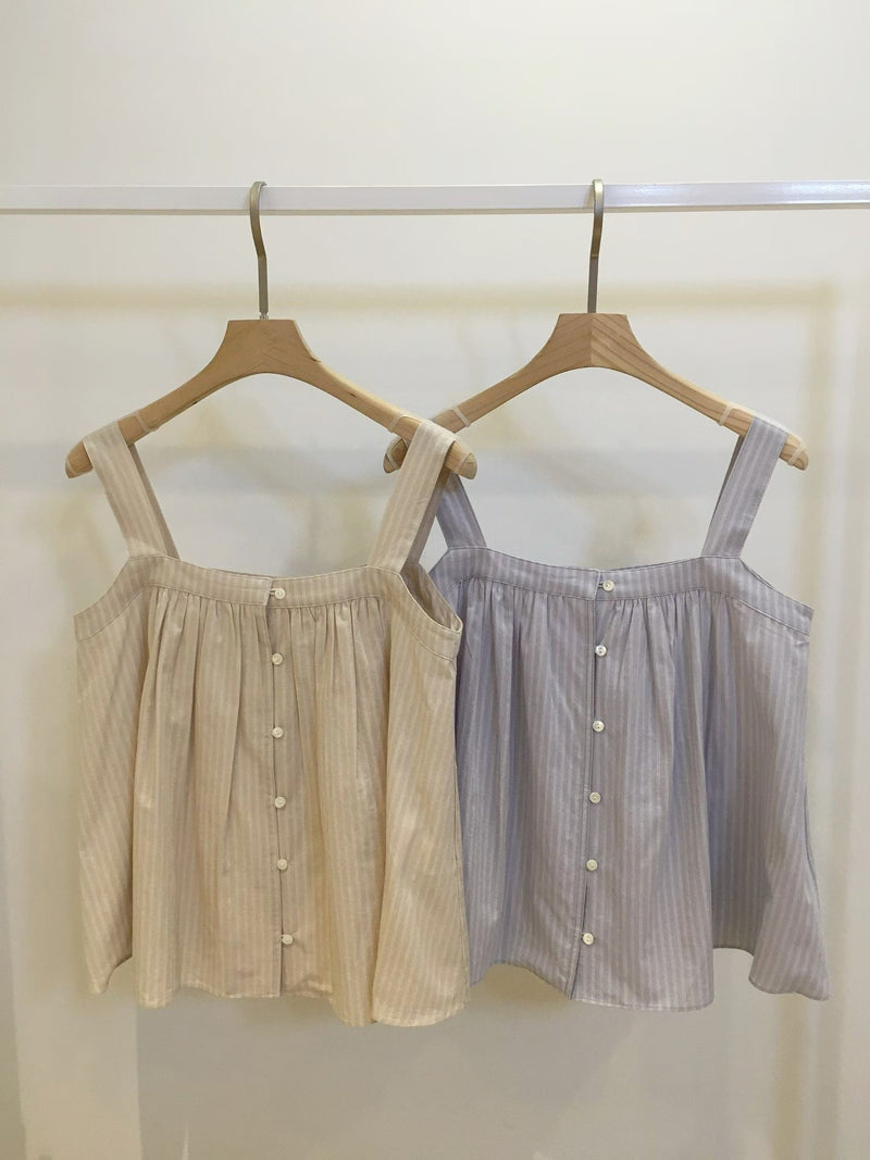 Pintuck flare stripe blouse