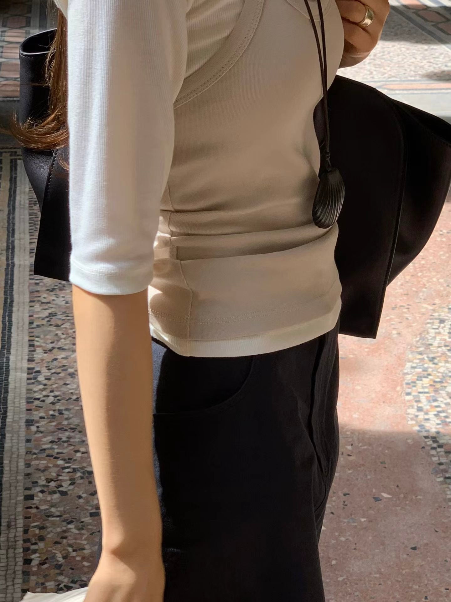 Log holter sleeveless tee