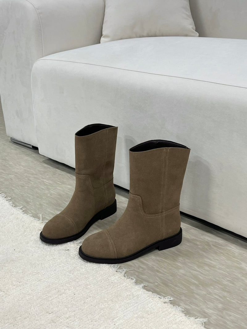 Bow round middle boots
