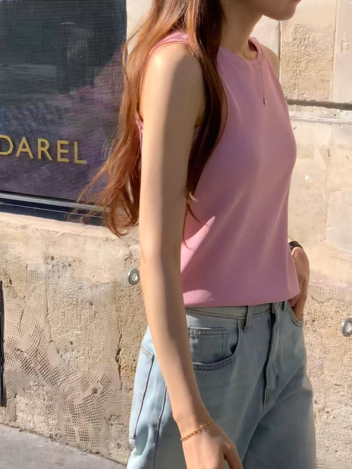 Salt sleeveless tee