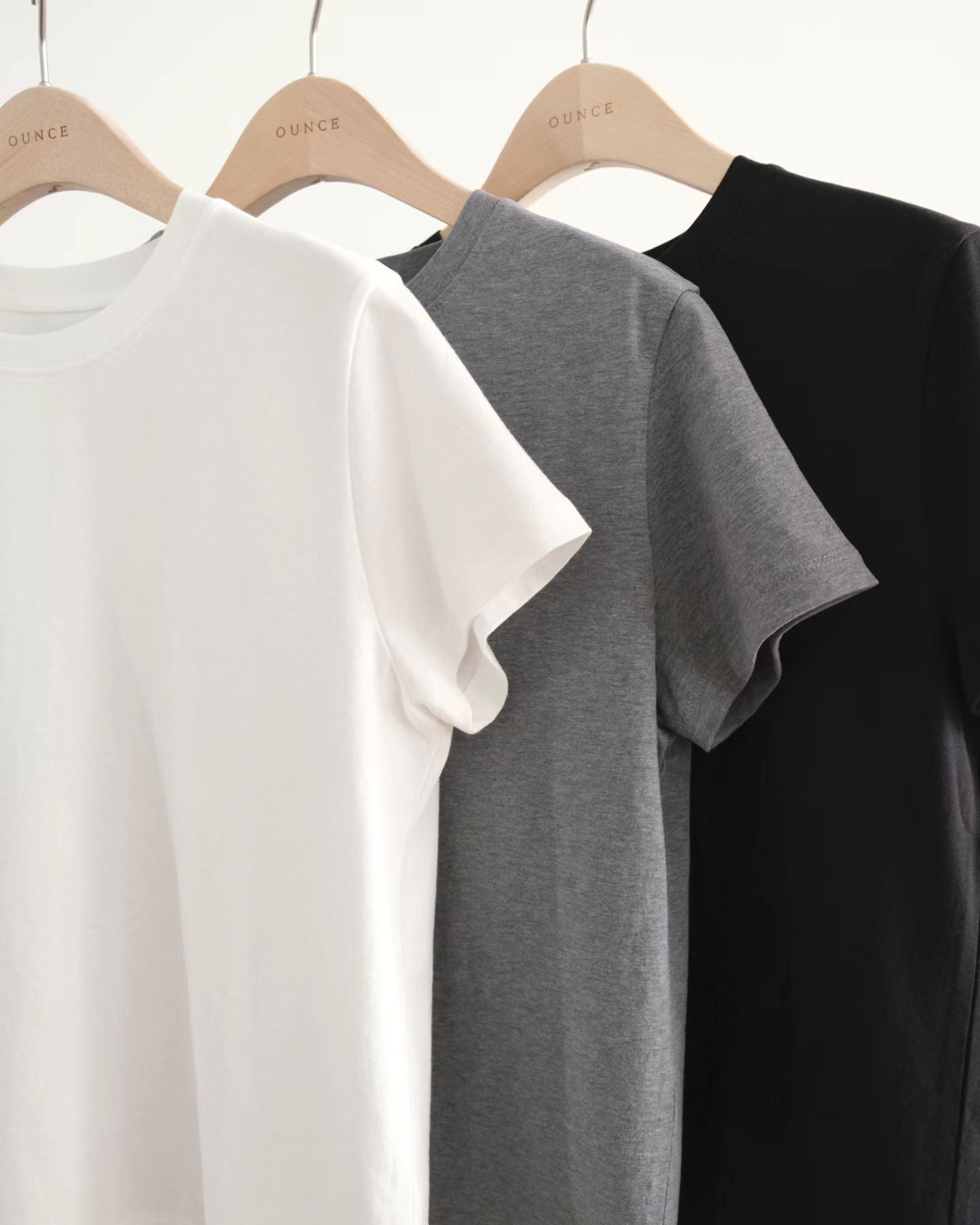 [Instock] Soy tee (ivory)