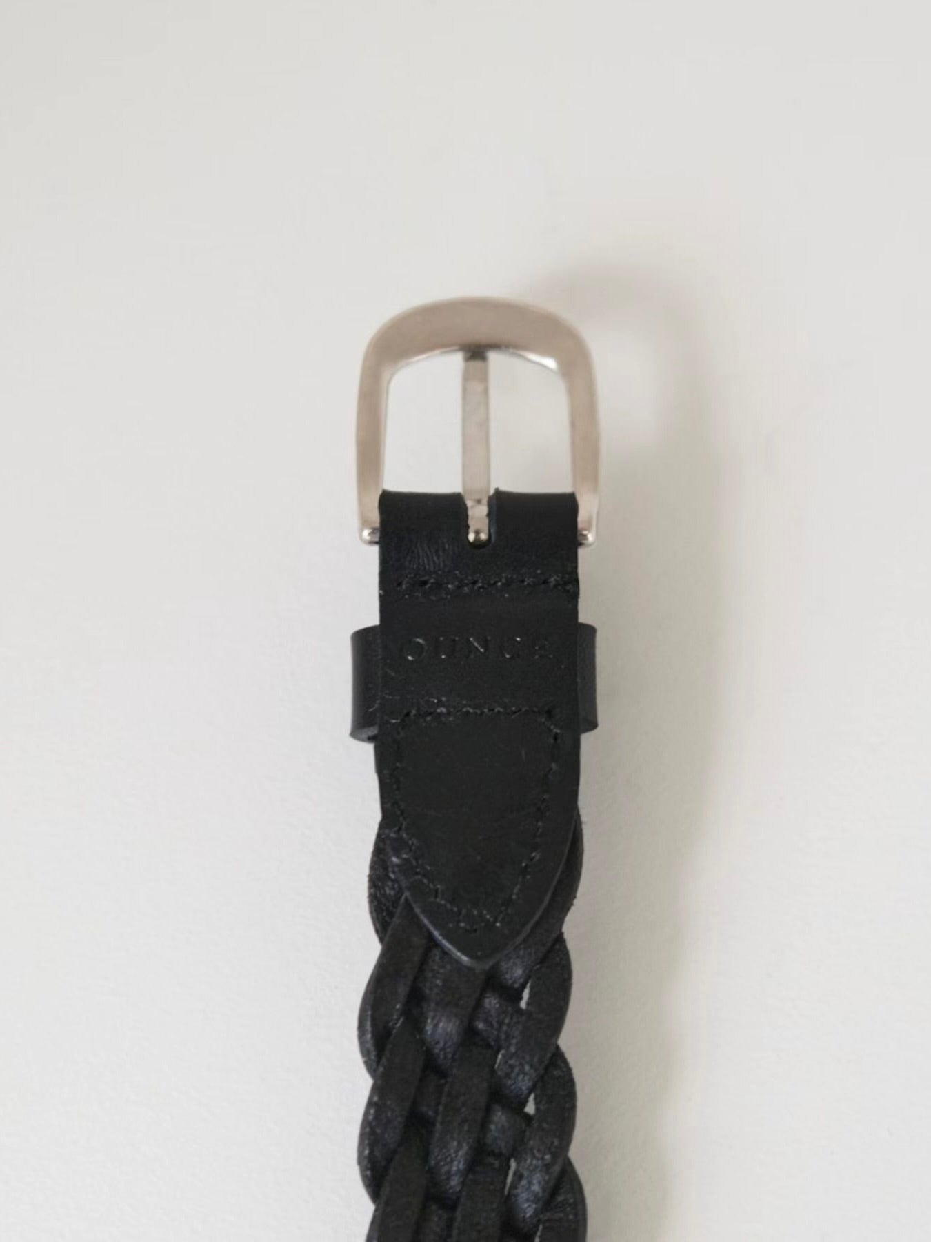 Thin twisted belt