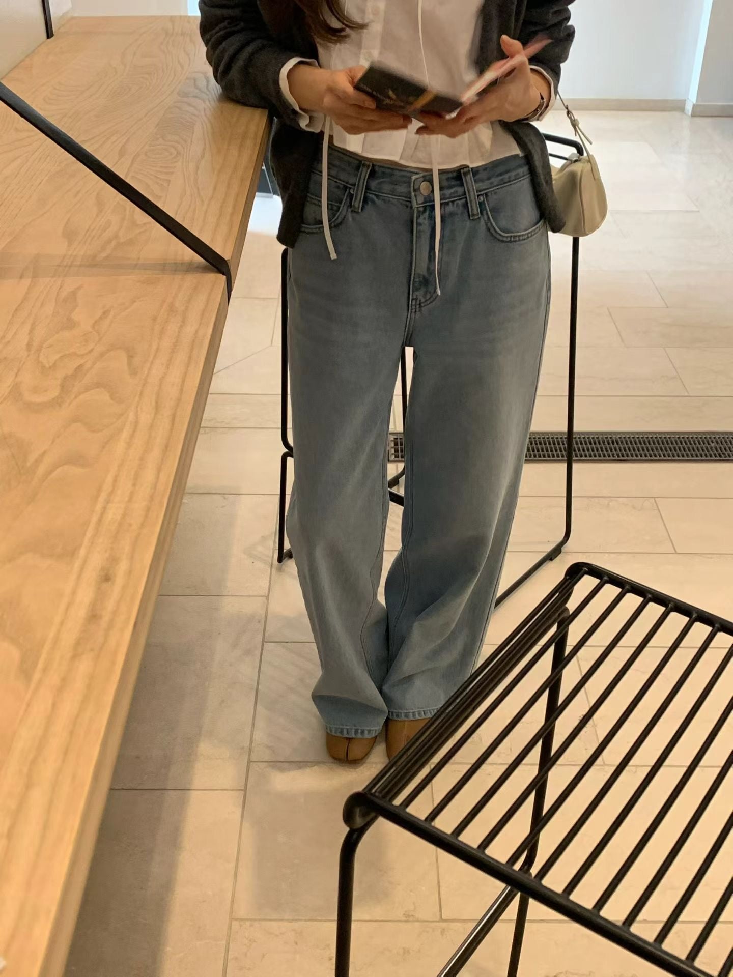 Mia deep v wholega cardigan