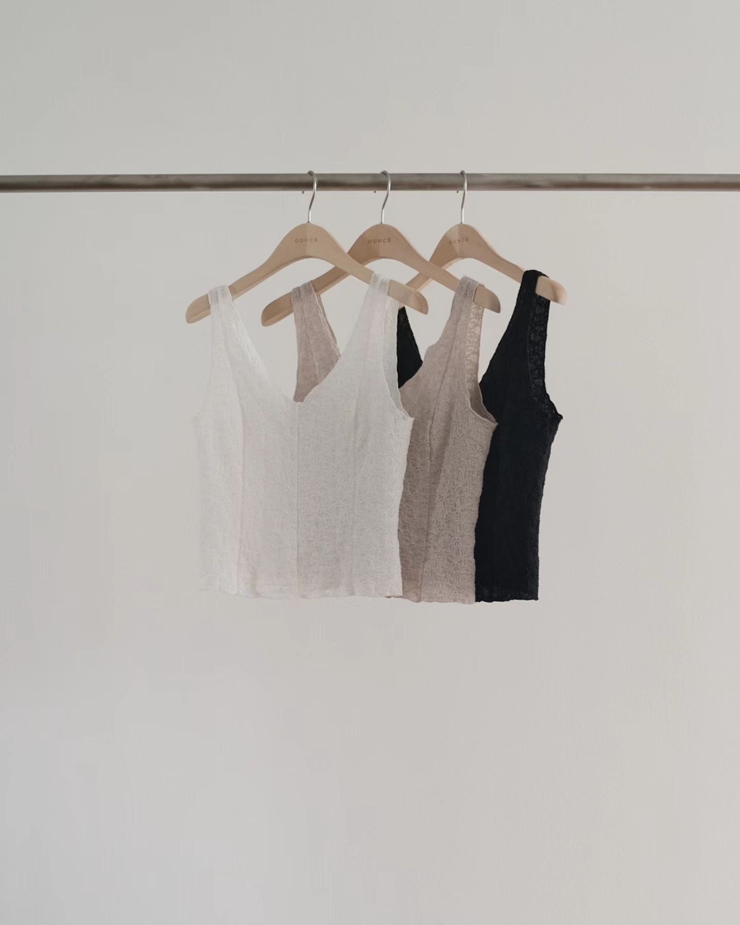 V lace sleeveless