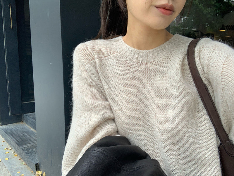 Balloon mohair knit