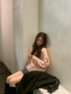 Raccoon v pullover knit
