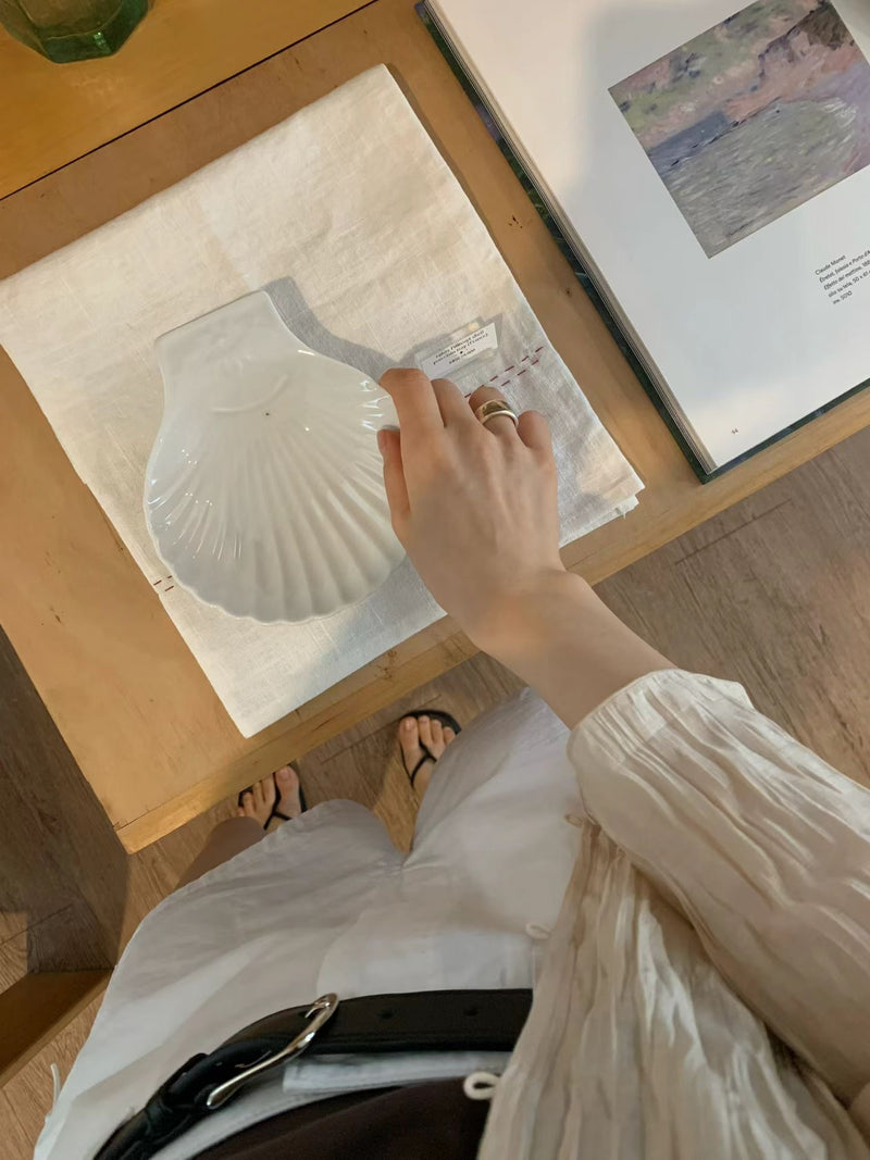 More wrinkle blouse