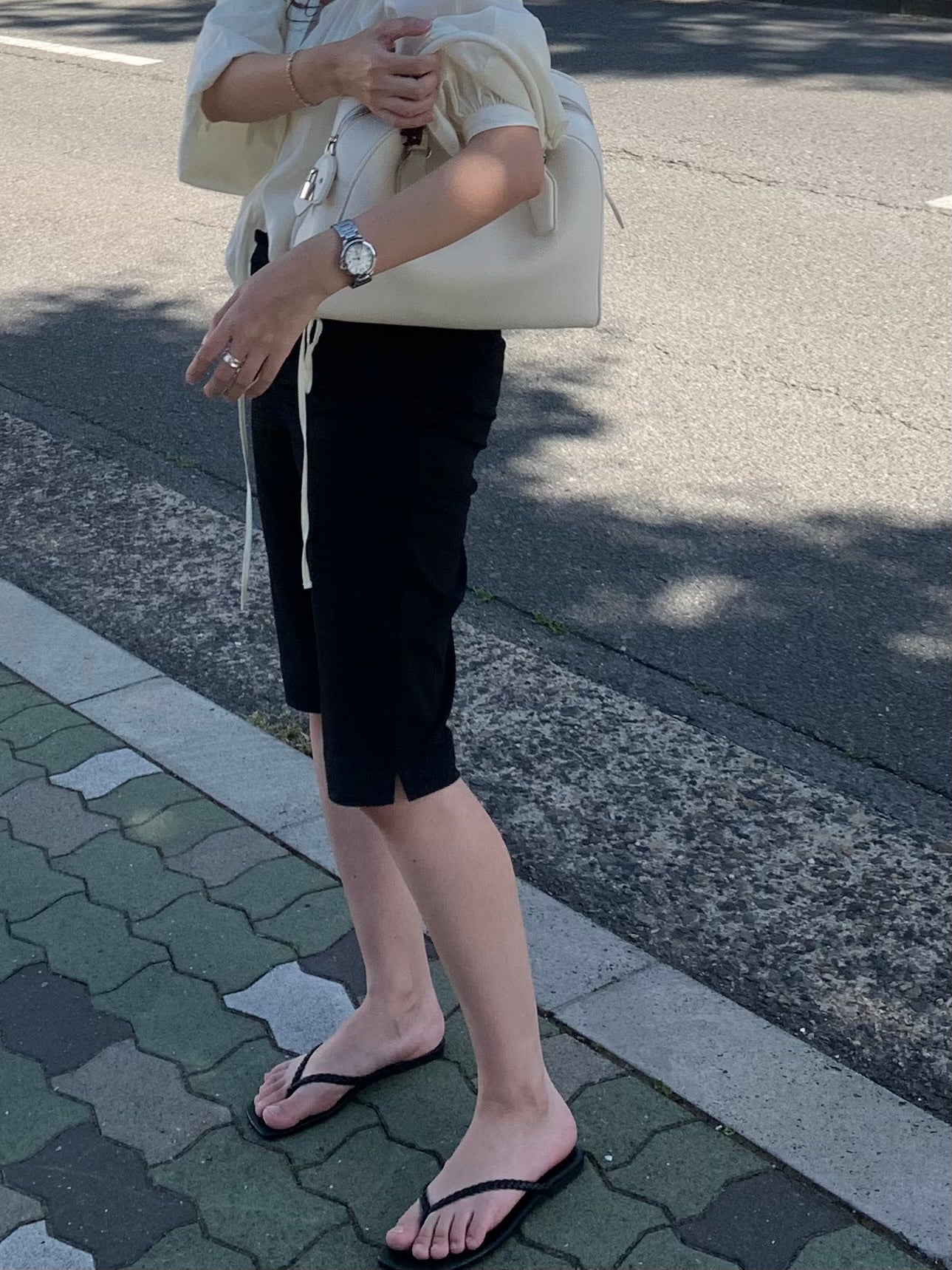 Mono capri pants