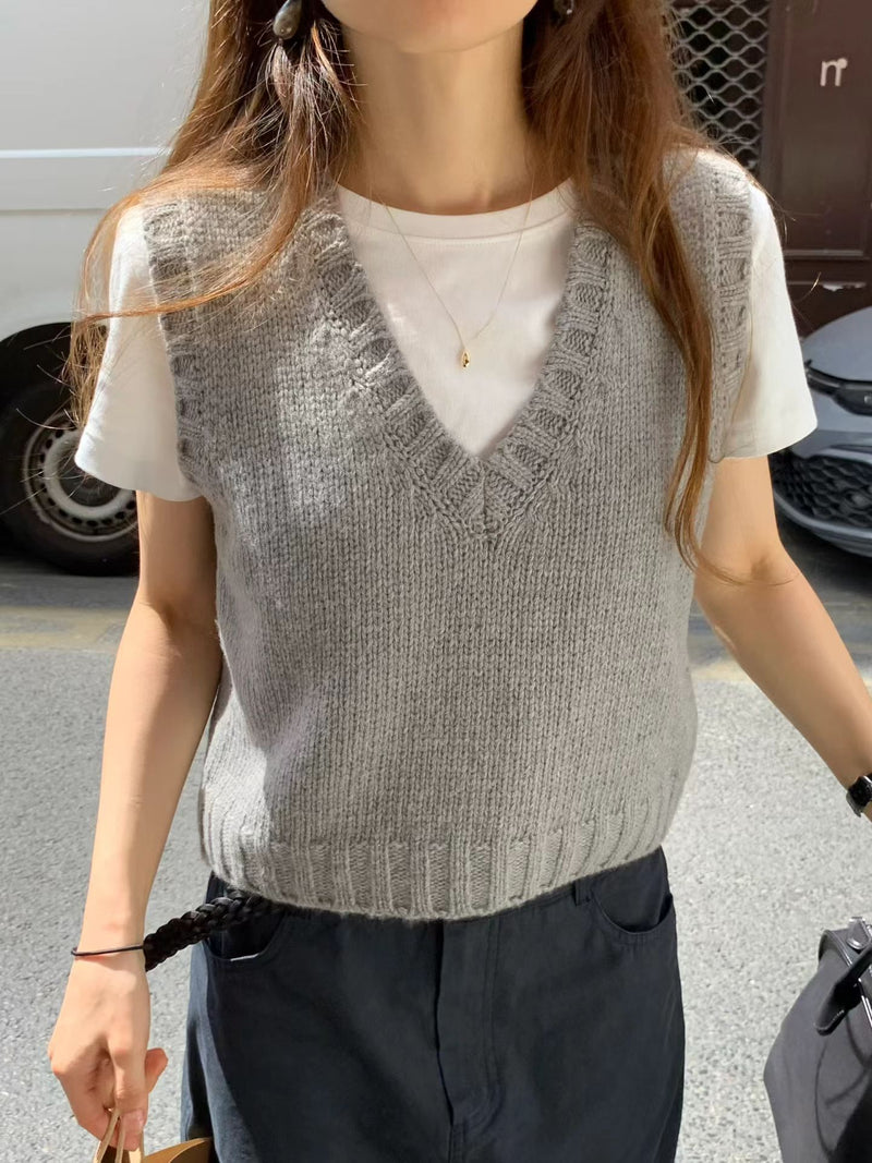 Cliff knit vest