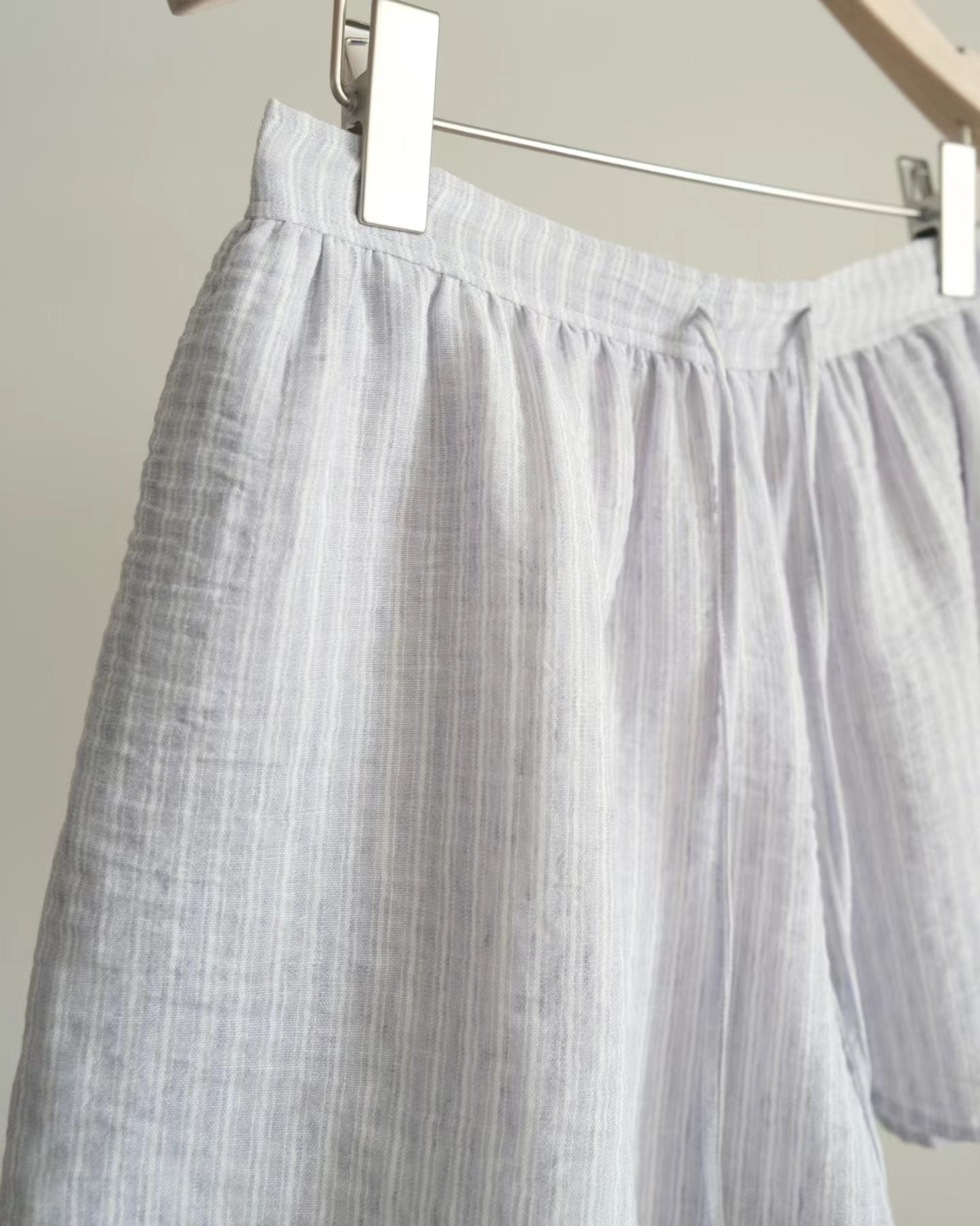 Line banding shorts