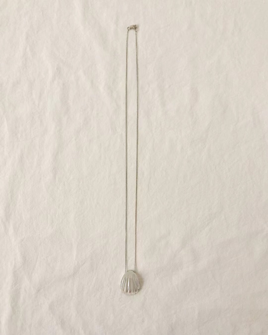 [sale] shell necklace