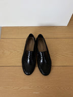 Glossy penny loafer