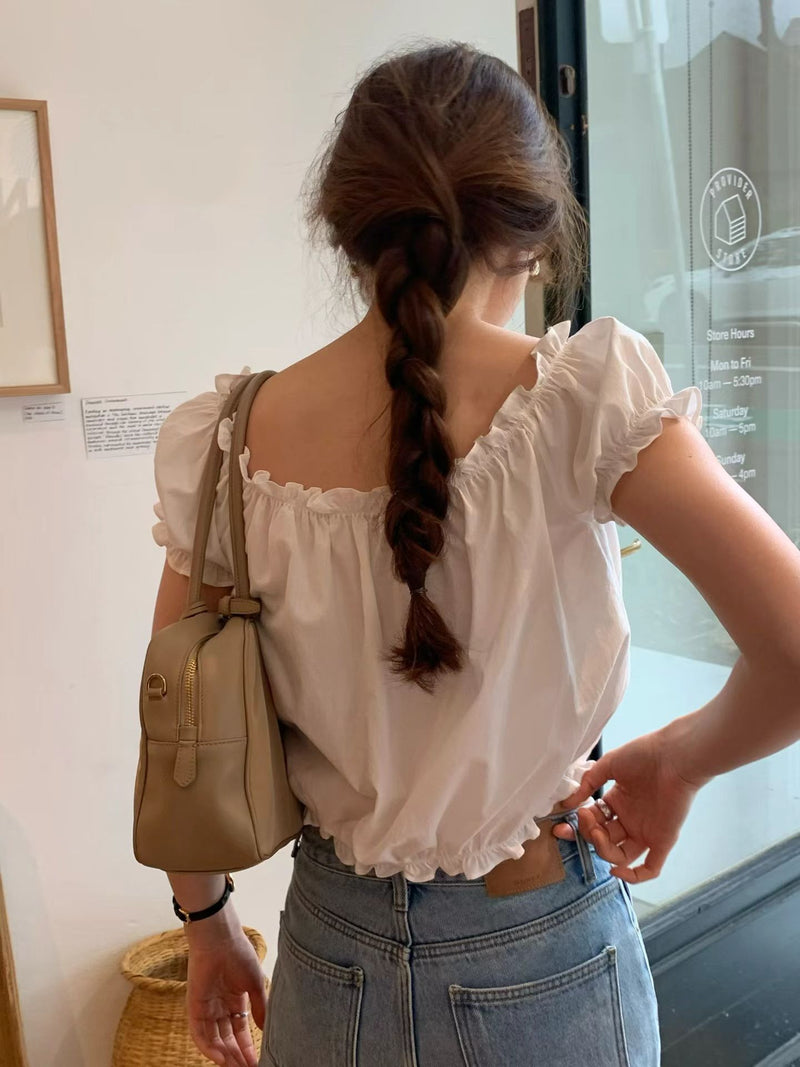 Off shirring blouse