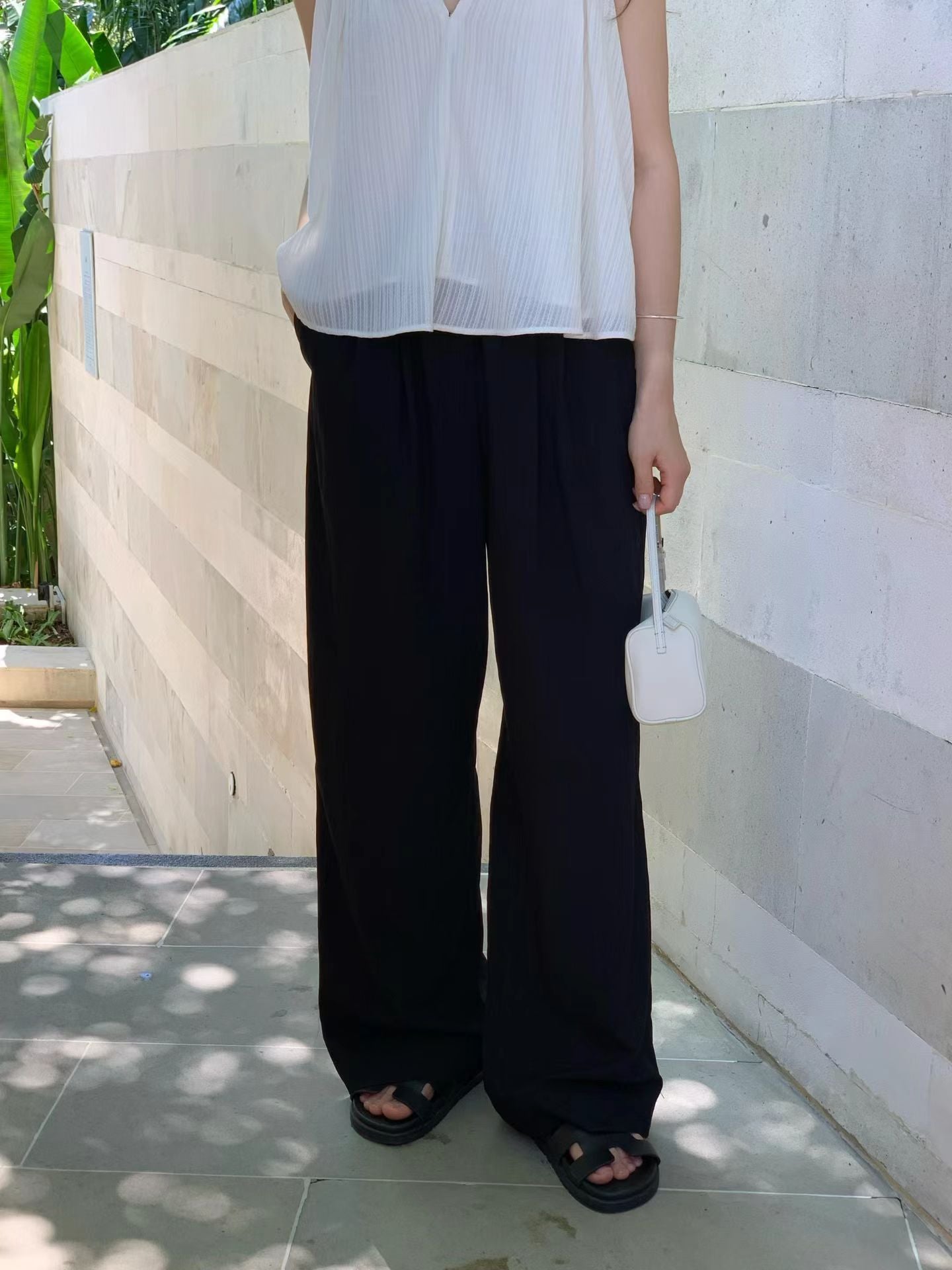 Roro two tuck slacks