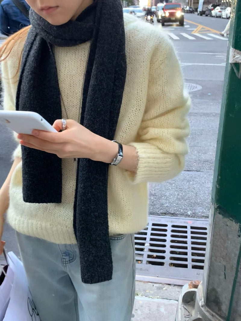 Roan mohair round knit