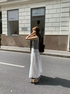 U neck sleeveless tee