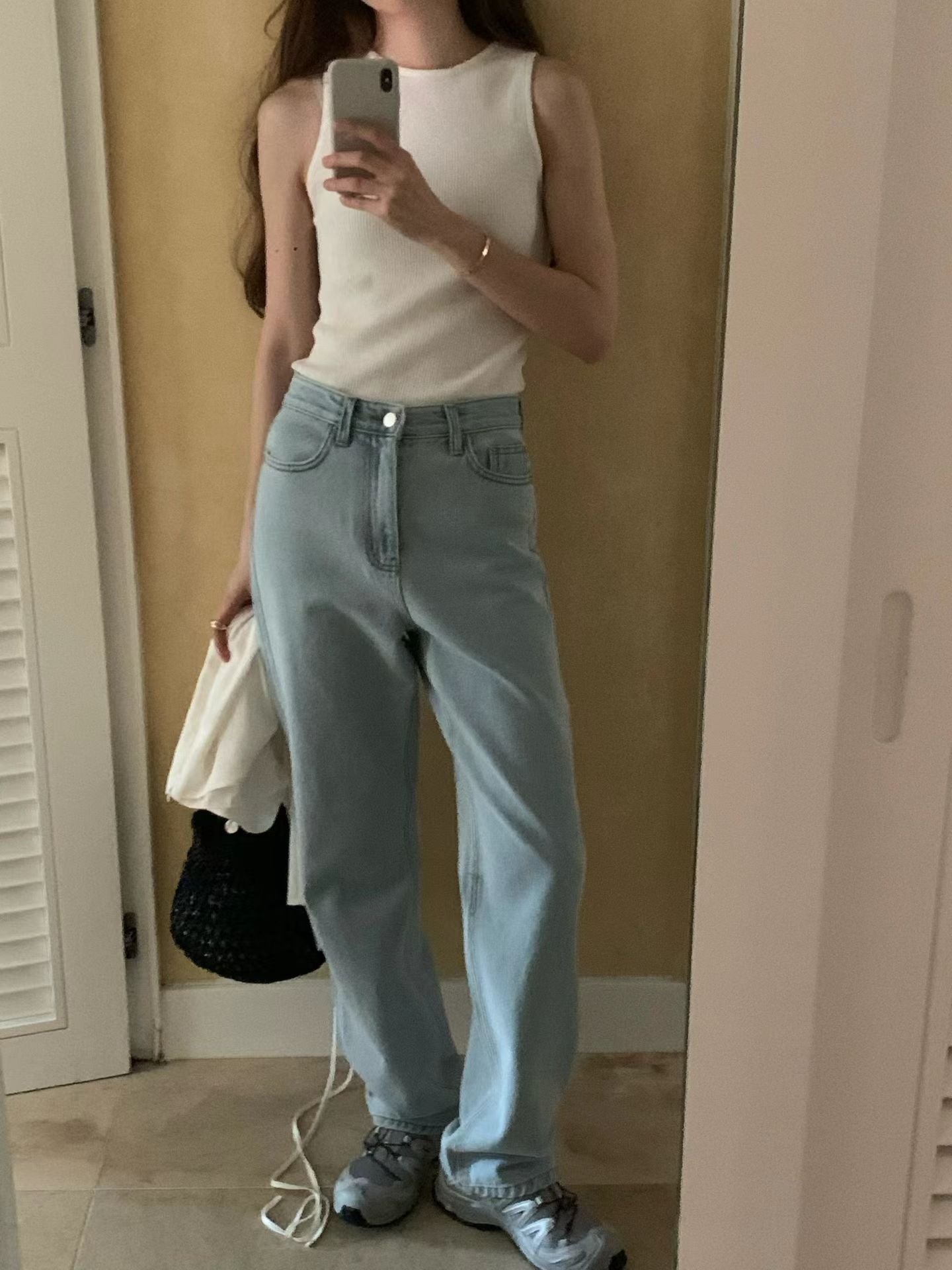 Low knit sleeveless