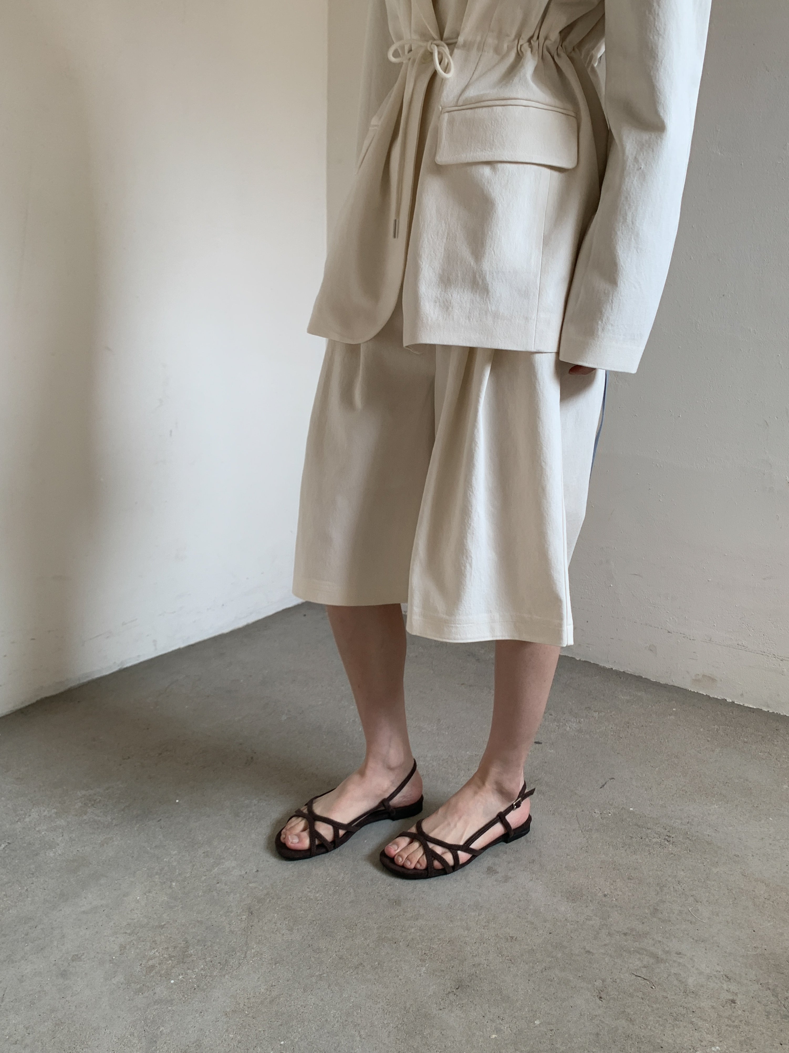 Nuance velvet line sandal