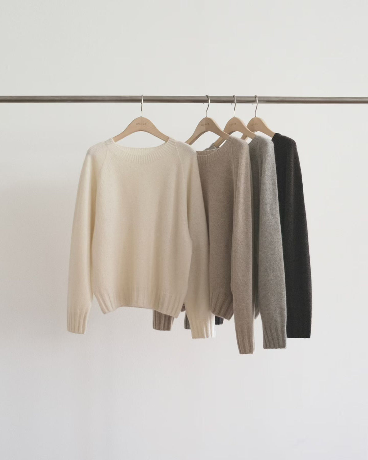 Cashmere basic pullover knit