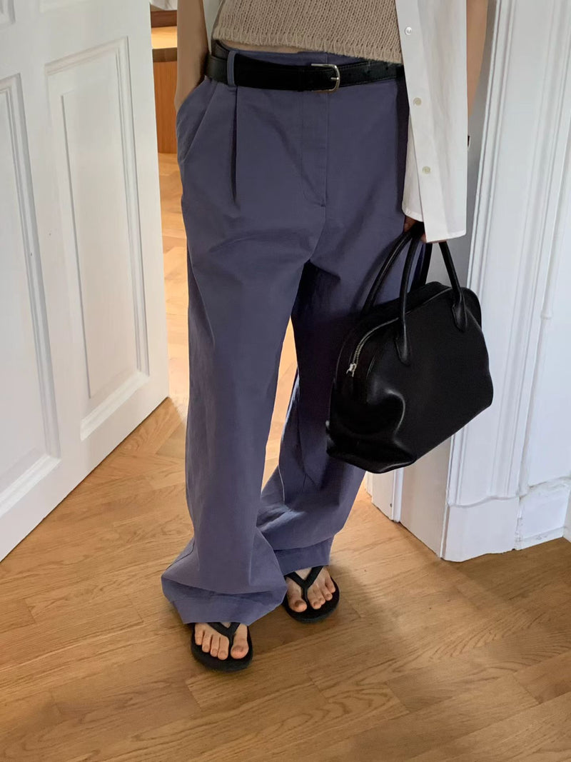 Aging double tuck pants