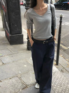 V-neck crop tee