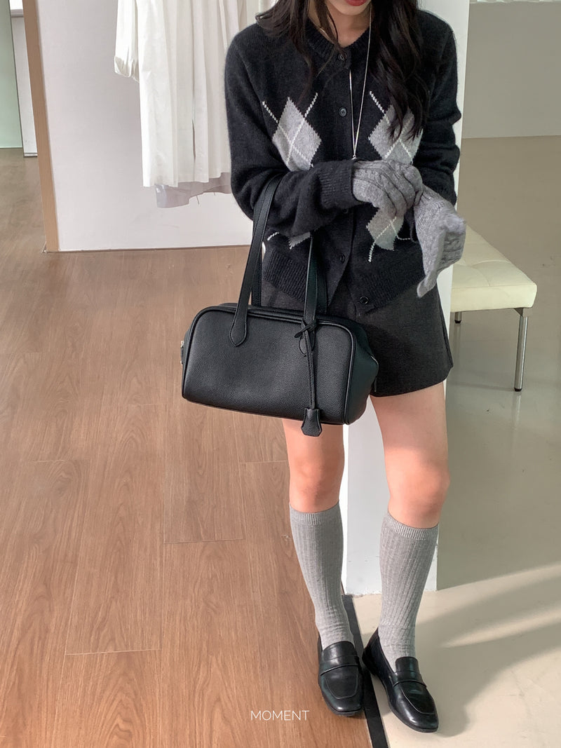 Bow shoulder bag